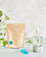 Load image into Gallery viewer, Podz Cleaning Glass Spray Bottle with Silicone Protector (500mL)