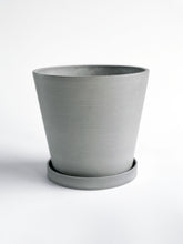 Load image into Gallery viewer, Zenpots 20cm Pot with Catch Plate
