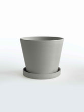 Load image into Gallery viewer, Zenpots 17cm Pot with Catch Plate